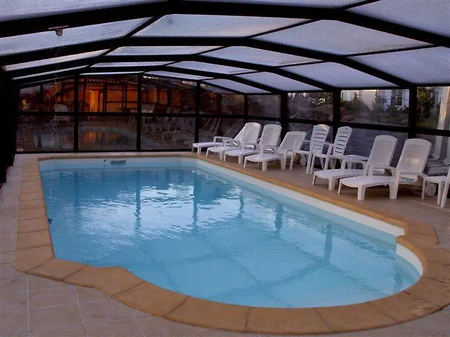 Gite-duplex La K-bane 3 Impasse Des Jardins Piscine Et Jacuzzi A 500m Holiday home *